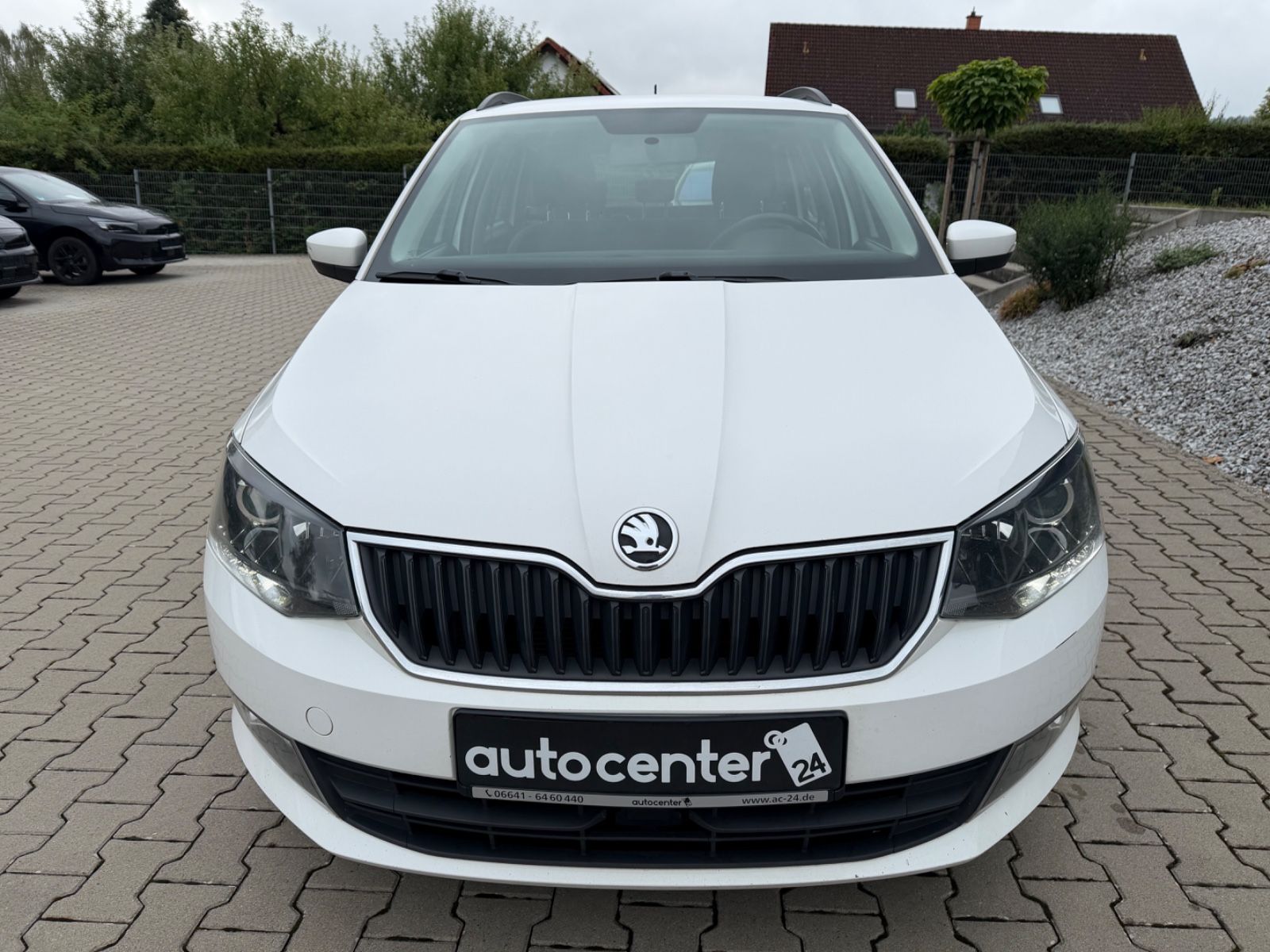 Fahrzeugabbildung SKODA Fabia Combi|Navi|Klima|AppleCarPay