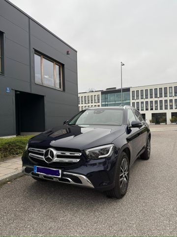 MERCEDES-BENZ GLC 300 e 4MATIC Autom. -