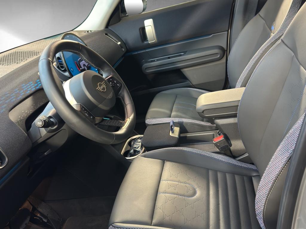 MINI Cooper C Countryman