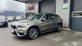 BMW X1  20 I X Drive Sport Line * AHK * Navi * Pano - silberne BMW X1