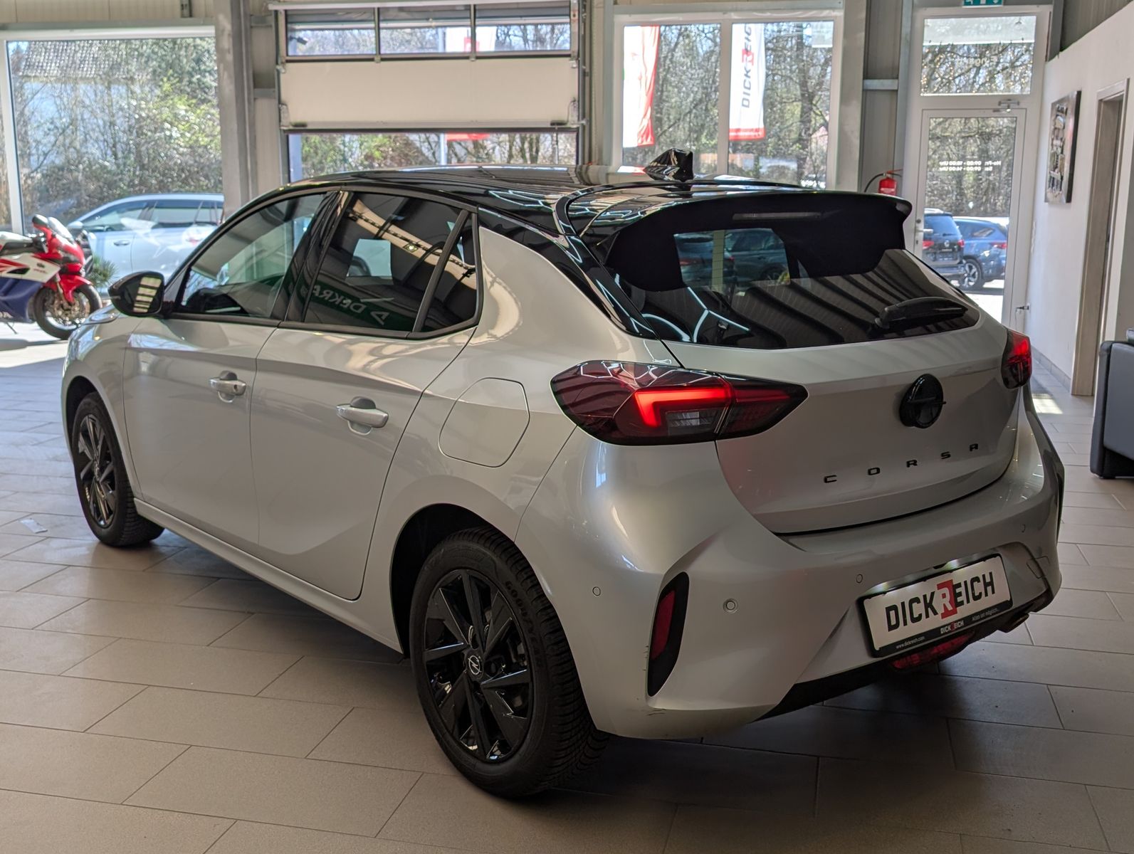 Fahrzeugabbildung Opel Corsa GS 1.2 Turbo LED Navi ACC Kamera Carplay