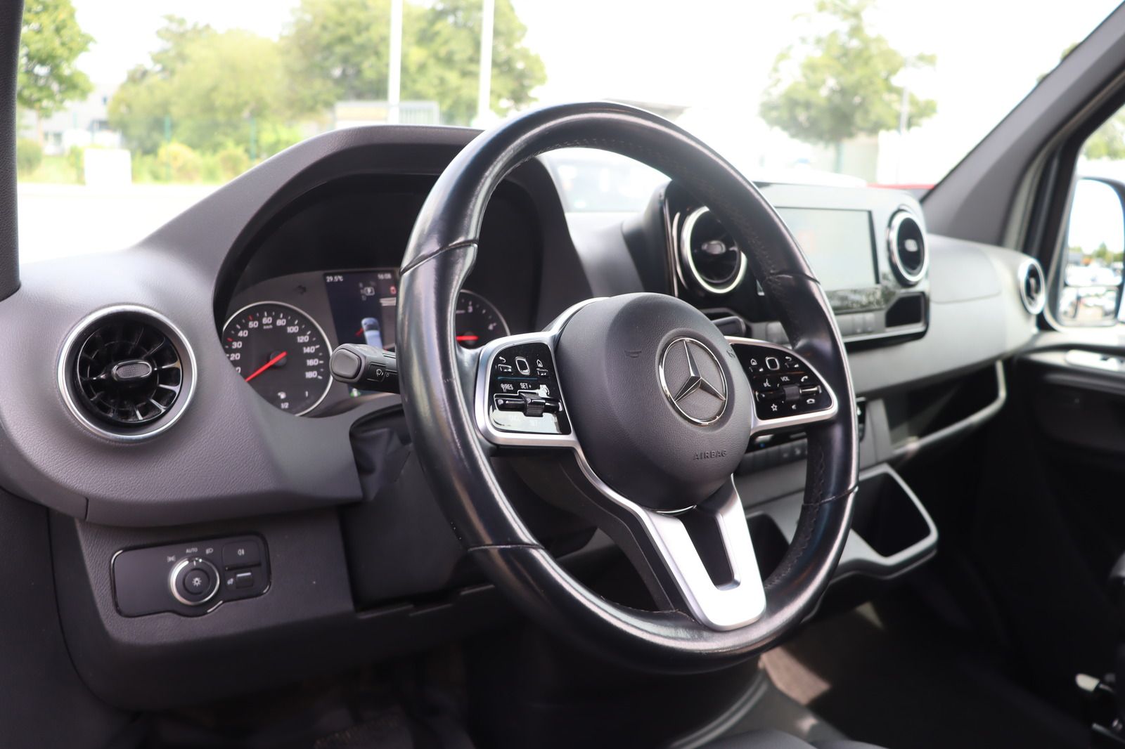 Fahrzeugabbildung Mercedes-Benz Sprinter AAC * Sitzhzg * EXTRALANG * XXL * Maxi