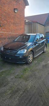Mercedes-Benz 320ml 4 matic - Mercedes 320 SUV
