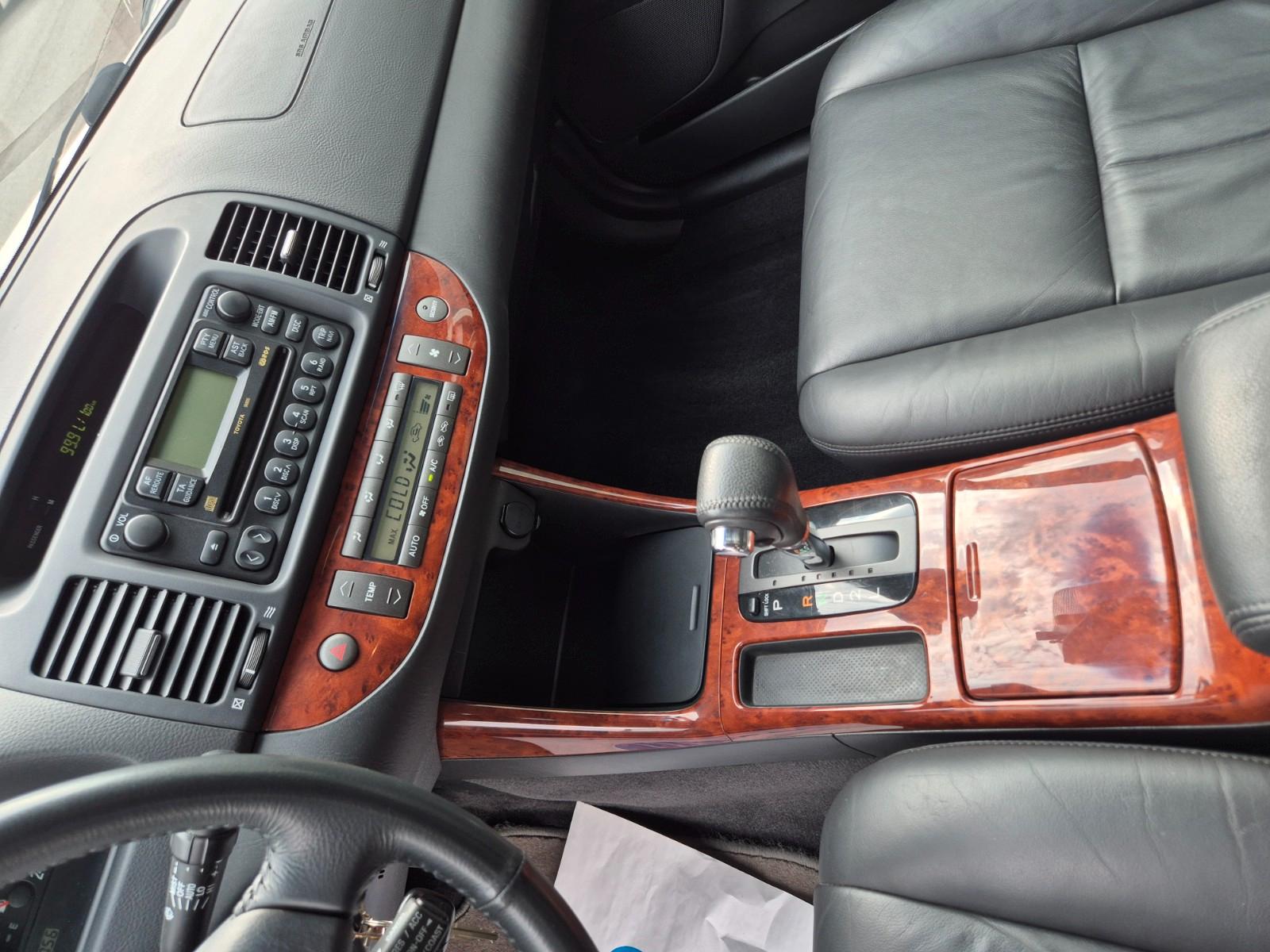 Toyota Camry 2.4 Auto