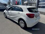 Mercedes-Benz A 160 Navi PDC Sitzheizung Klimaanlage - Mercedes-Benz A 160: Navigationssystem