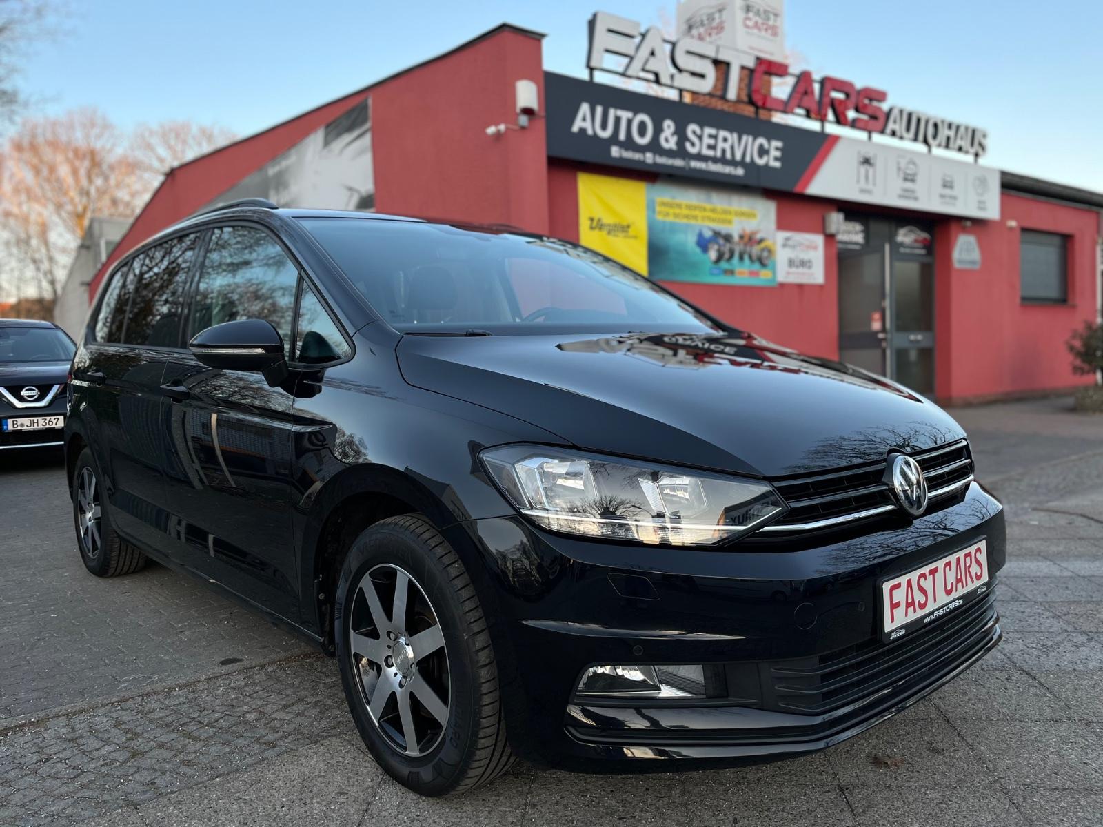 Volkswagen Touran 1.4 TSI Trendline BMT LED ACC PDC SHZ LM