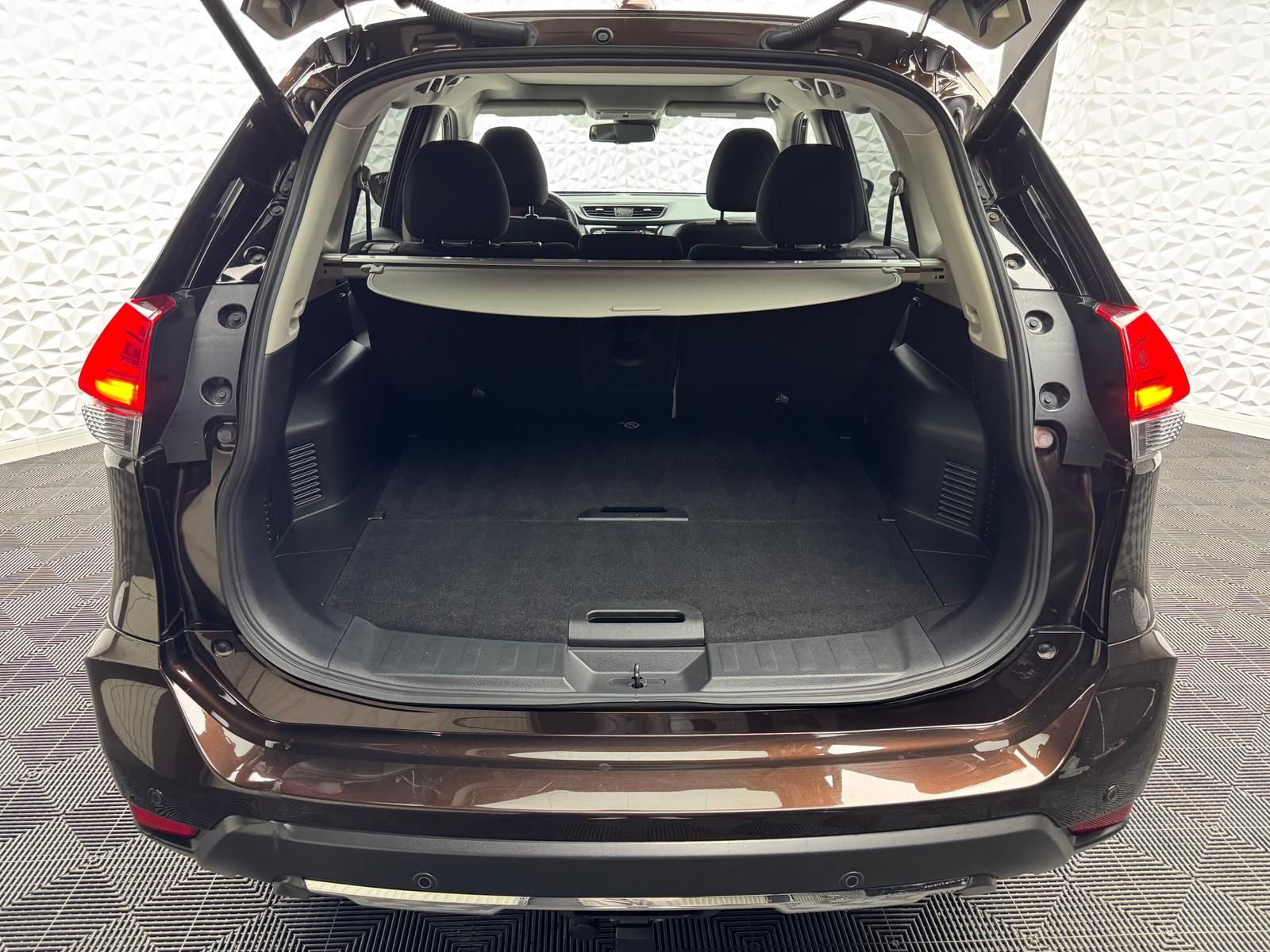 Fahrzeugabbildung Nissan X-Trail 1.3 DIG-T/N-CONNECTA/PANO/AHK/DSG/1.HAND