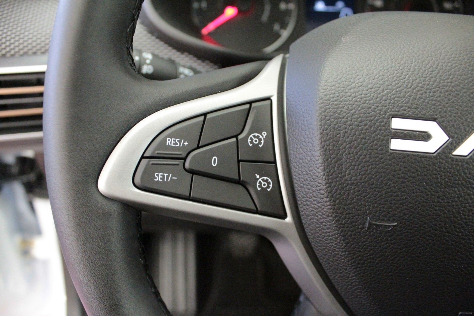 Fahrzeugabbildung Dacia Sandero TCe 90 Stepway  Expression*Winterpaket.*