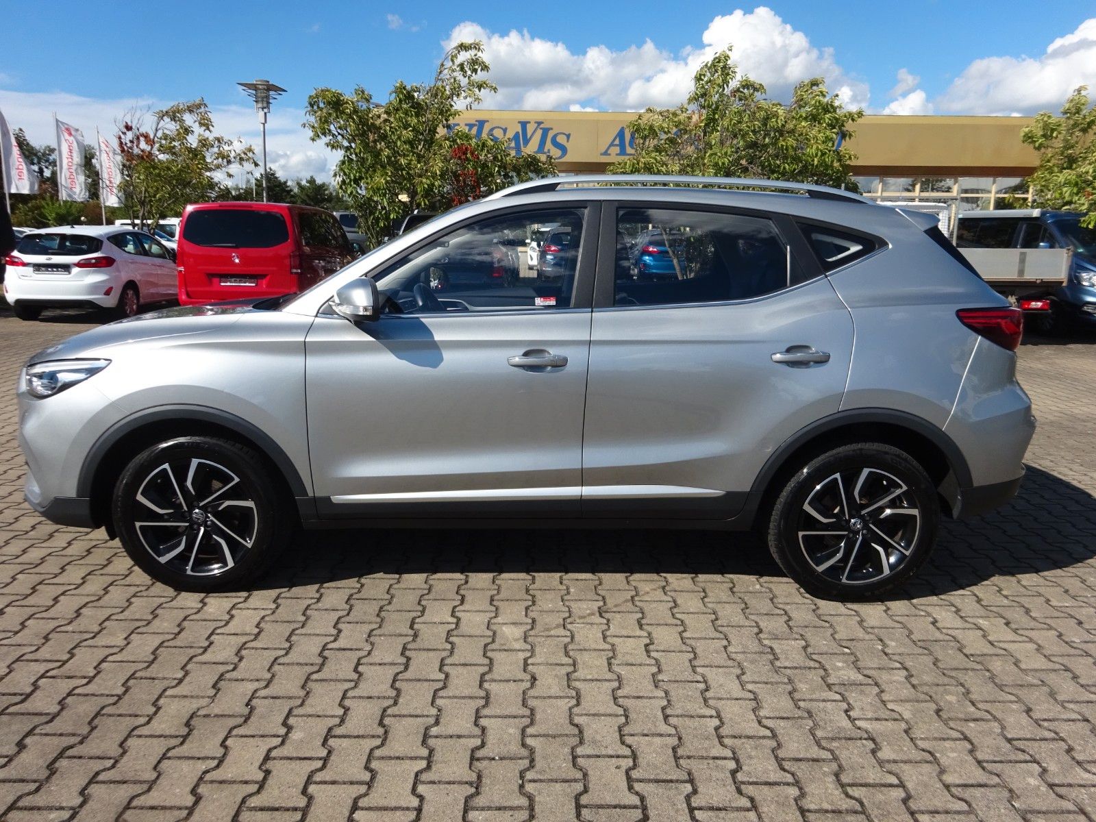 MG ZS