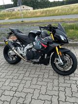 Aprilia Tuono 1100 RR V4 - APRILIA TUONO V4 1100 RR
