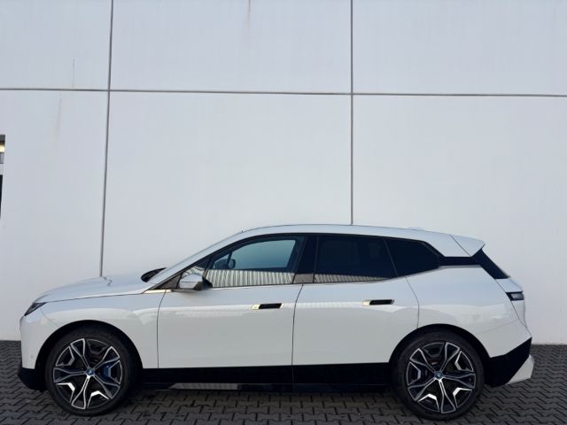 BMW iX xDrive 40 M-Sport ParkassProf SoftClose AHK H foto 5