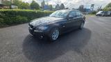 BMW 320i e90 Limousine Facelift - BMW 320 mit Benzin-Antrieb: Limousine, 320i E90