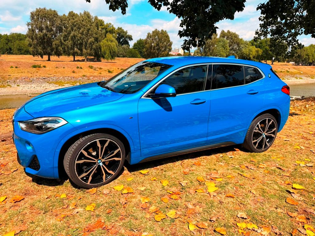 Image of BMW X2