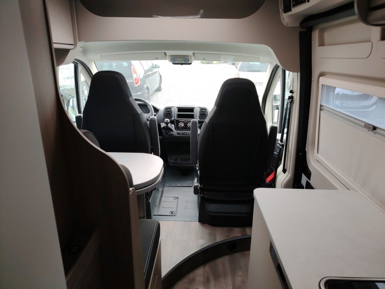 Fahrzeugabbildung Carado CV 600 Markise
