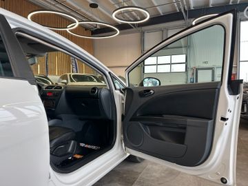 Seat Leon Comfort Limited *2. Hand*Klima*SHZ*Navi*PDC