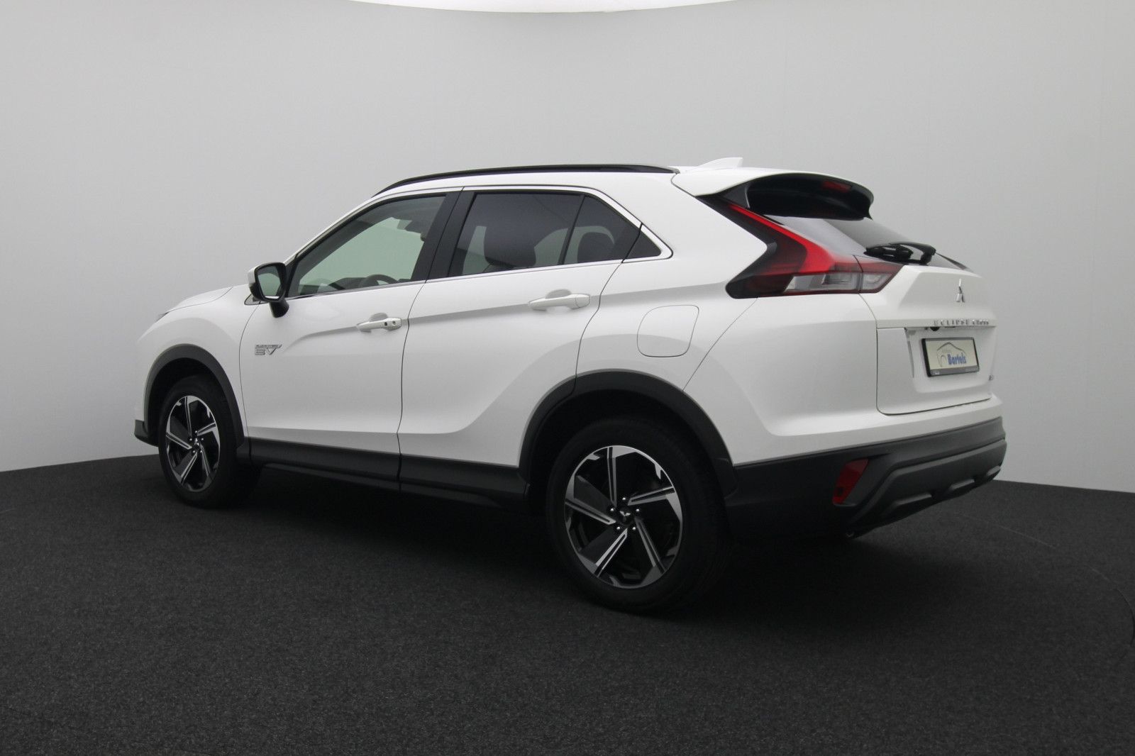 Fahrzeugabbildung Mitsubishi Eclipse Cross 2.4 Basis Hybrid 4WD