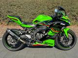 Kawasaki Ninja ZX 4RR Service+Tüv neu Garantie 05/2028! - KAWASAKI ZX4R