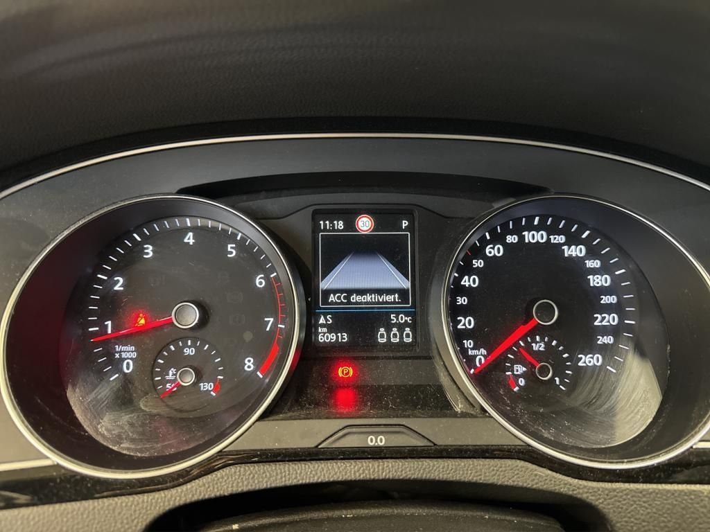 Volkswagen Passat Variant - Bild 7