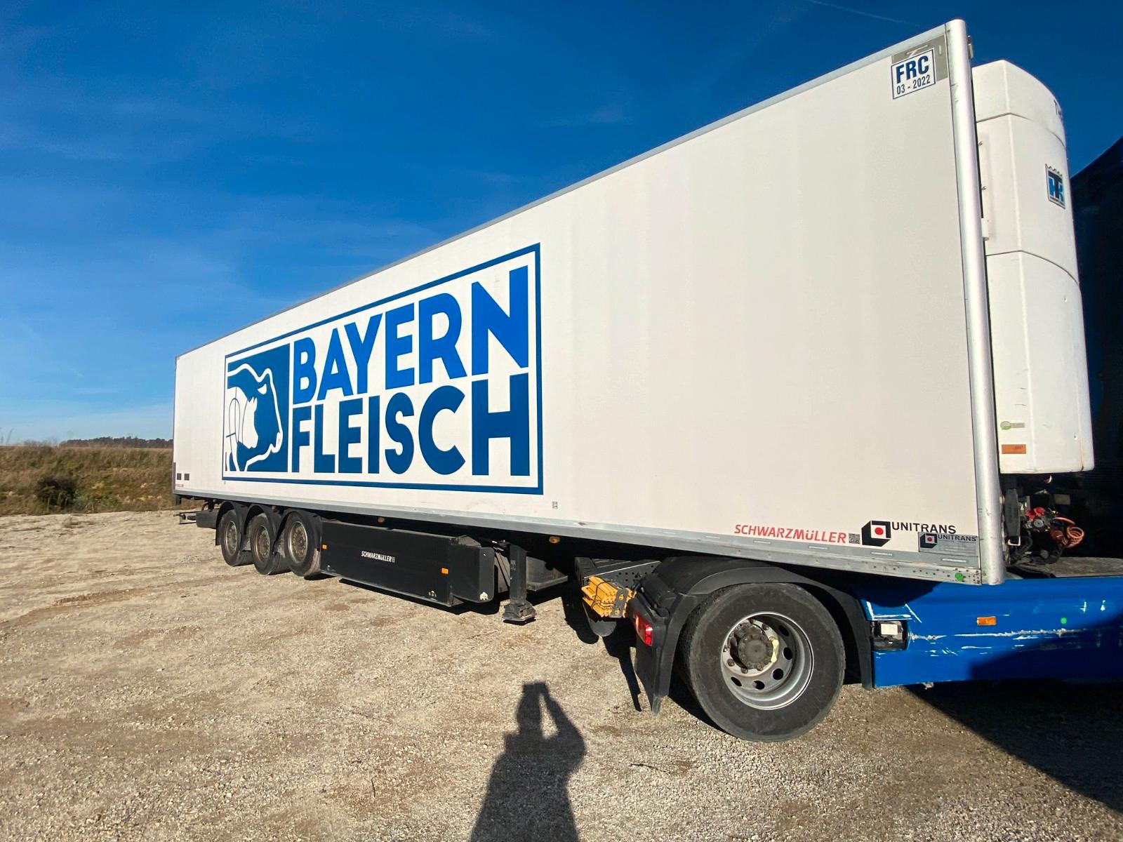 Schwarzmüller S1, ThermoKing SLXe 400, Fleisch Rohrbahnen
