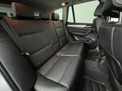 BMW X3 20i/ 4x4 / NUR 36.tKM / GARANTIE / 1.HD /AHK BMW X3 20i/ 4x4 / NUR 36.tKM / GARANTIE / 1.HD /AHK