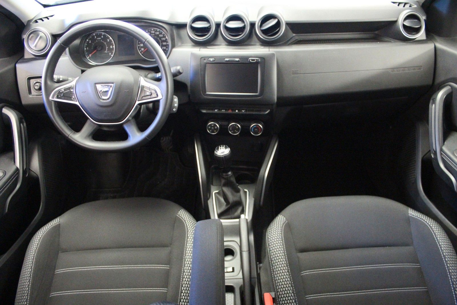 Fahrzeugabbildung Dacia Duster Sce 115 Prestige *Navigation *