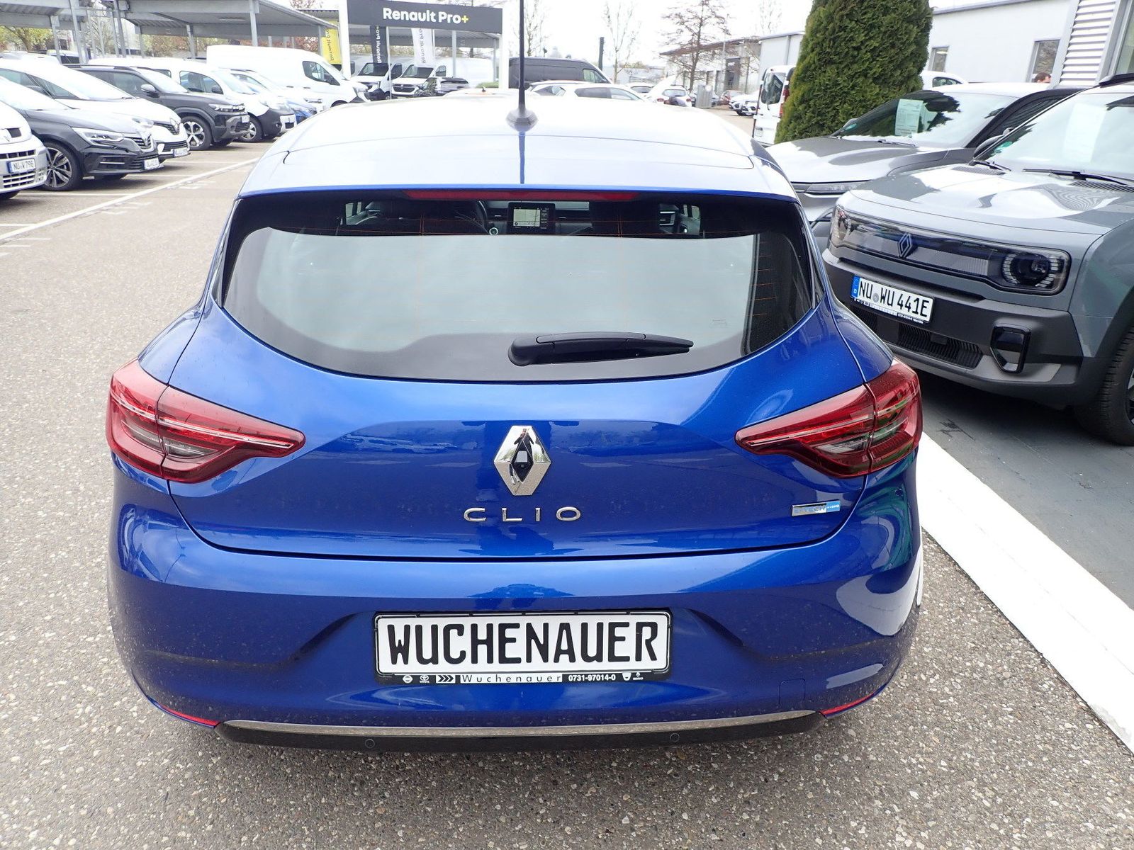 Fahrzeugabbildung Renault Clio Intens E-Tech 140