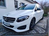 Mercedes-Benz B 200 DCT - MB S-Heft AHK schwenkbar LED Navi  - Mercedes-Benz B 200 in Braunschweig