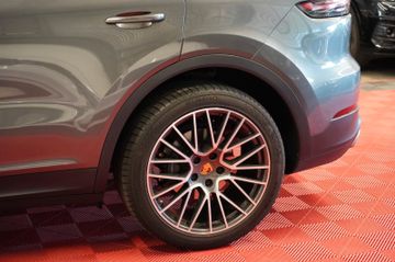 Porsche Cayenne - 11