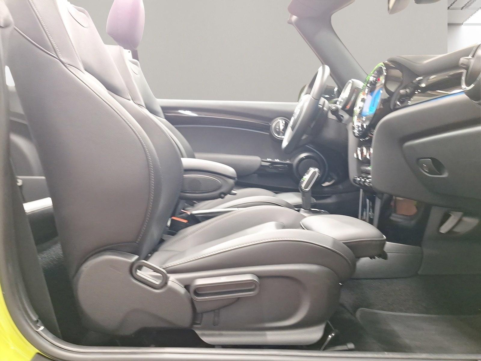 MINI Cooper S Cabrio Navi PDC Driv.Assist Sportsitze