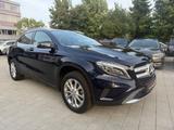 Mercedes-Benz GLA 200 d Score*1.Hand*42 TKM*Panorama*Kamera - Mercedes-Benz GLA 200 Gebrauchtwagen in Stuttgart