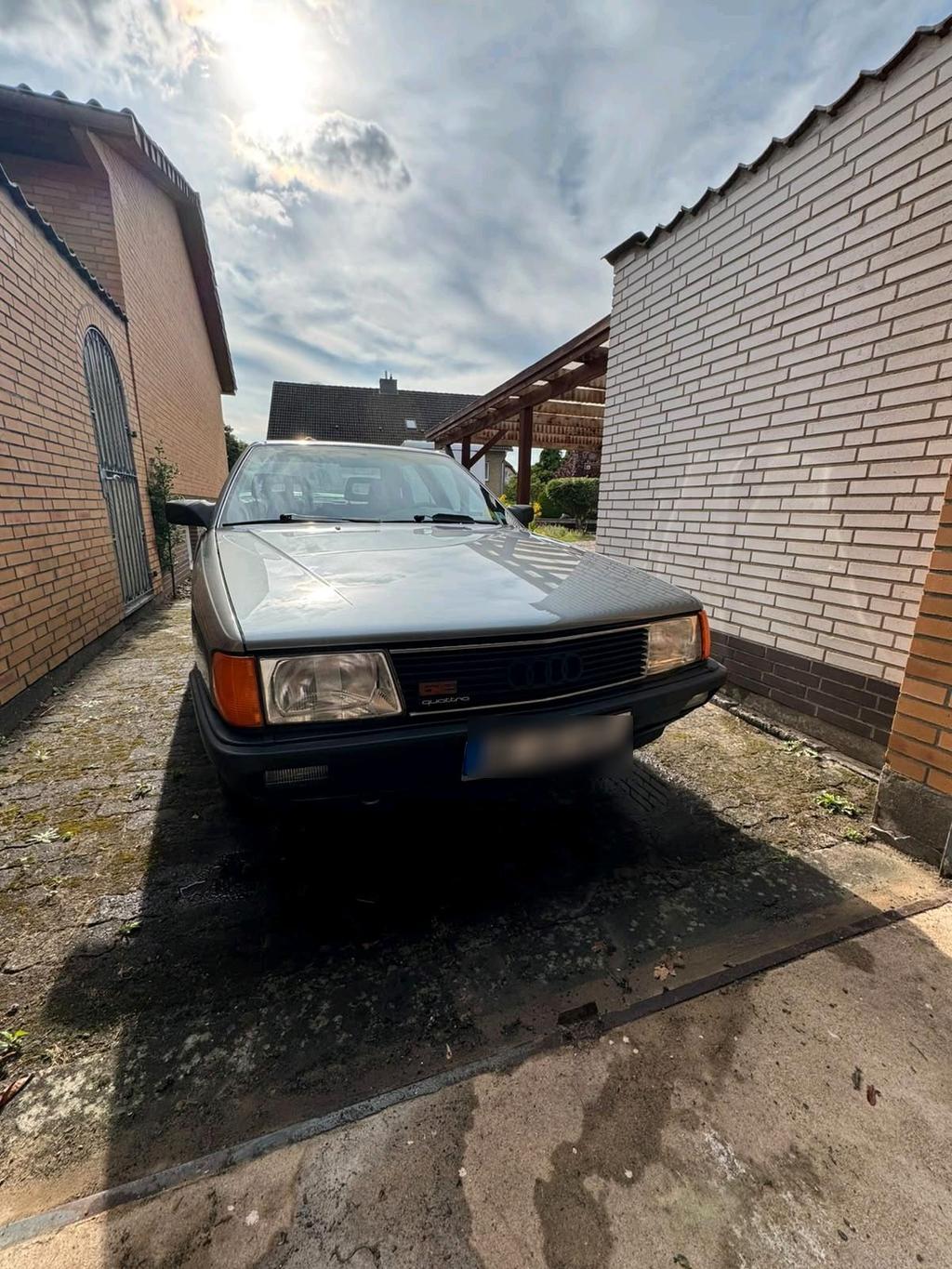 Audi 100 Quattro