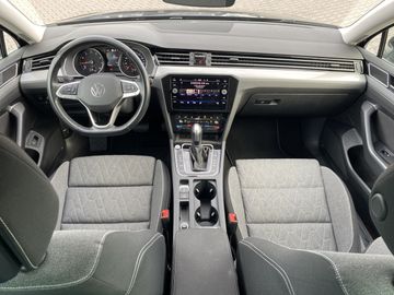 Volkswagen Passat - 9