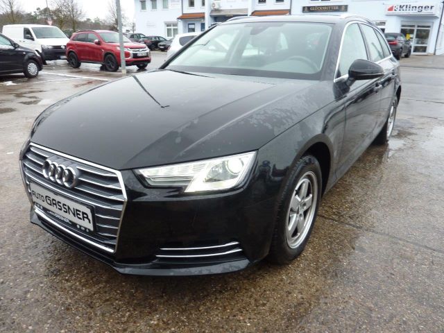 Audi A4 AVANT 2,0 TDI Navi PDC Xenon