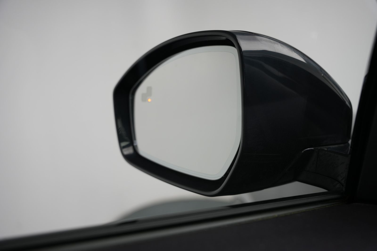 Fahrzeugabbildung Jaguar E-PACE R-Dynamic SE *Meridian*Memory*Virtual*ACC
