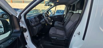Renault Trafic - 12