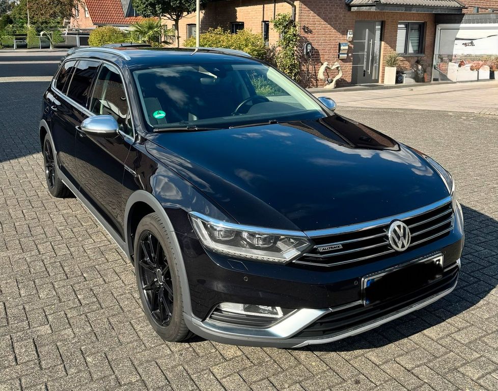 Image of Volkswagen Passat Alltrack