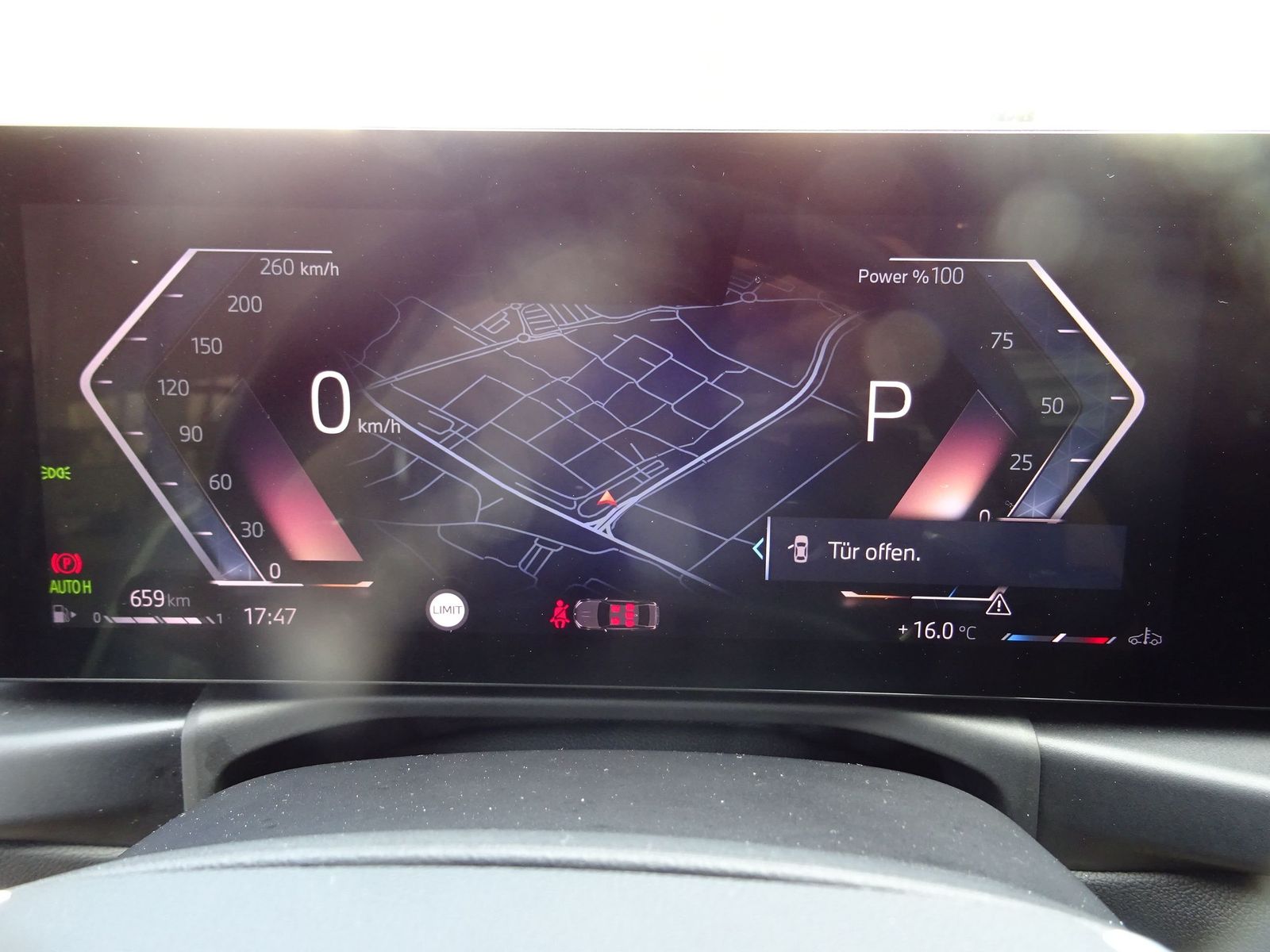 BMW 320i Lim. Facelift Widescreen LM Ambientes-Li foto 15