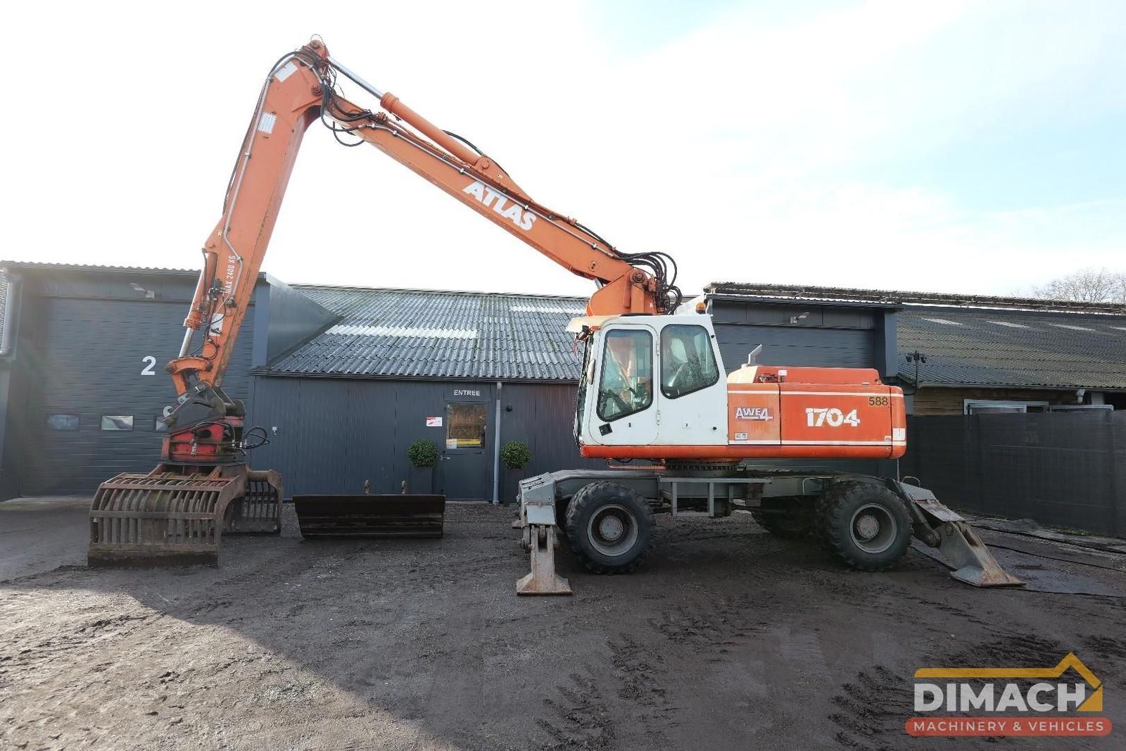 Atlas 1704 dreifachausleger-umschlagbagger (4x4) mit v