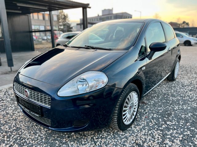 Fiat Grande Punto 1.4 8V Active / Automatik / Tüv