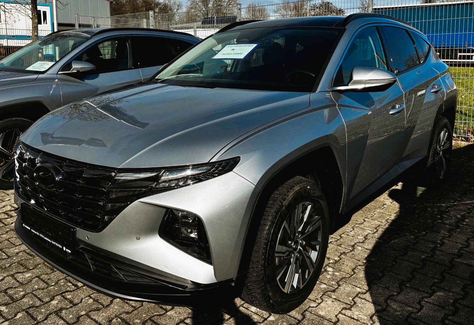 Hyundai Tucson Trend Hybrid 2WD