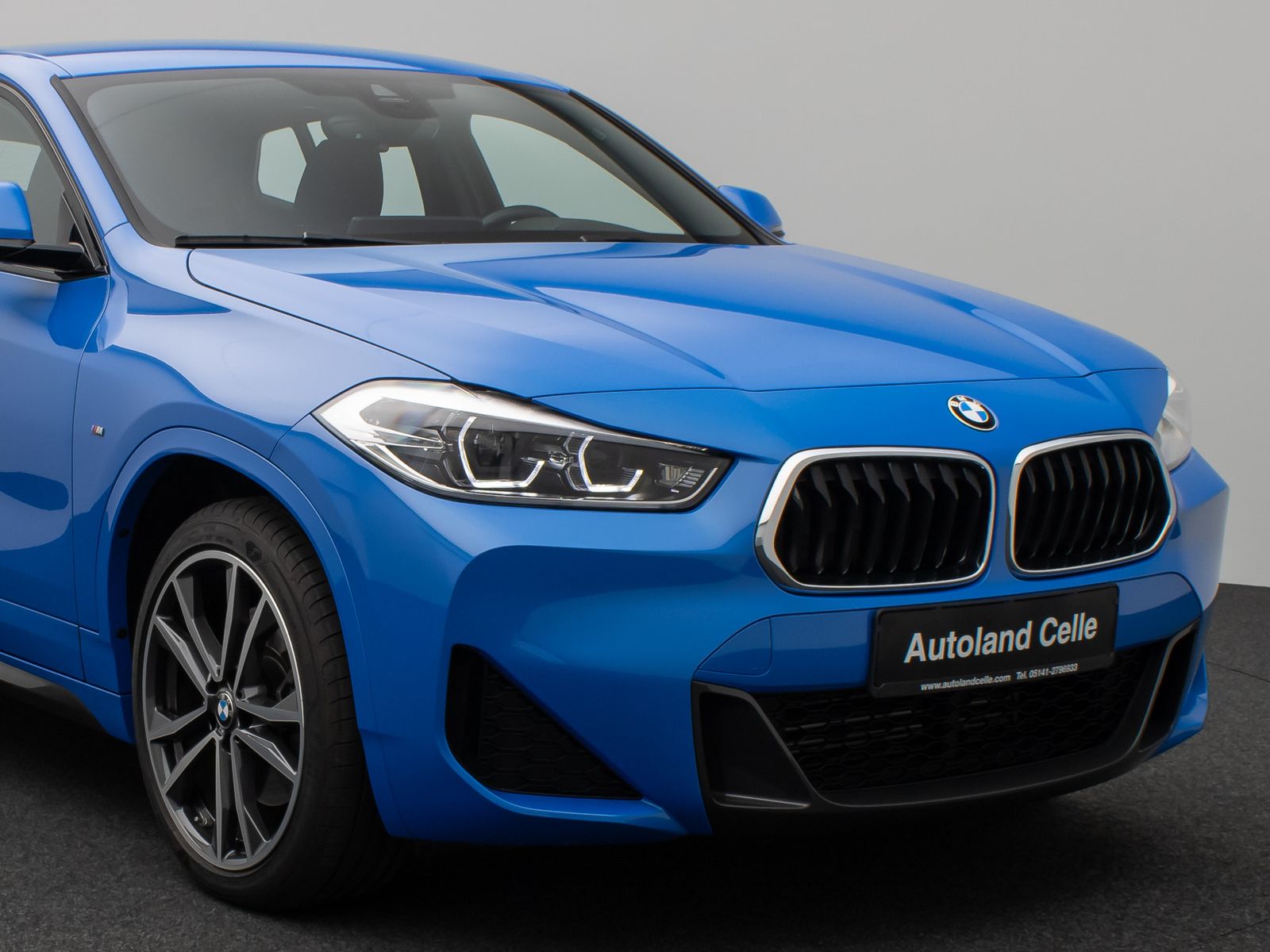 Fahrzeugabbildung BMW X2 xD20i M Sport DAB HUD Navi+ Alarm LED PDChint