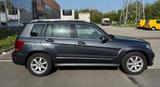 Mercedes-Benz GLK 350 4MATIC - - Mercedes-Benz GLK 350 mit Benzin-Antrieb