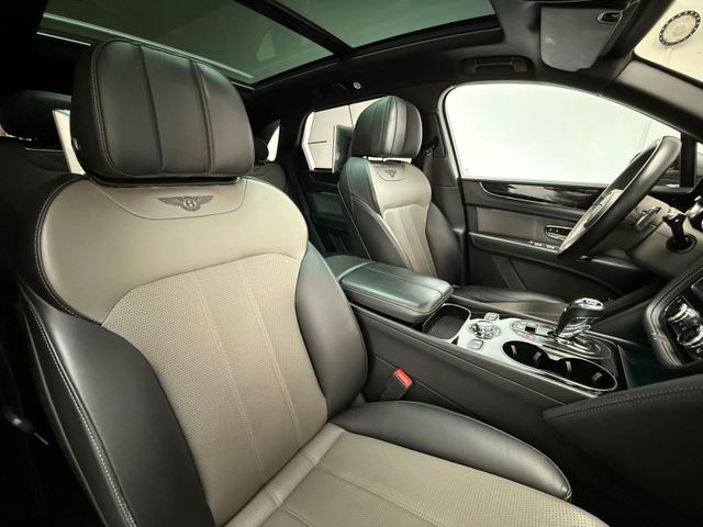 Bentley Bentley Bentayga 4.0 V8, 7 Sitzer, Massage,Pano,