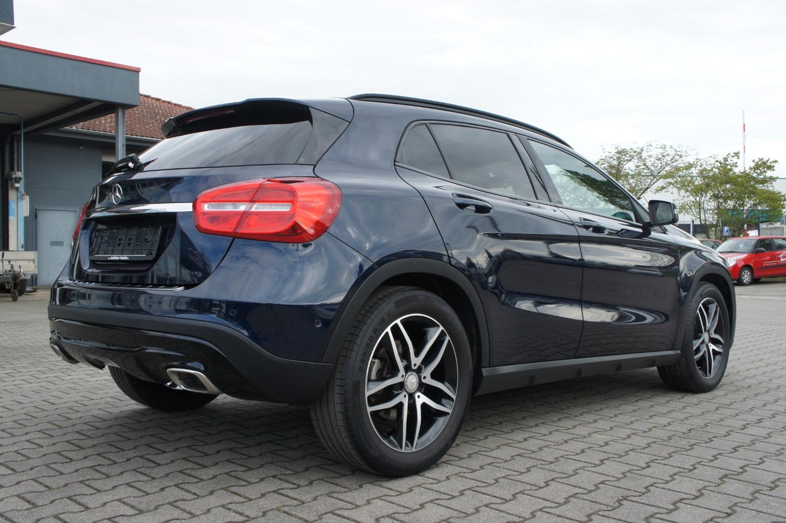 Mercedes-Benz GLA 200 Urban *BI-XENON*NAVI*KLIMA*PDC*SHZ*