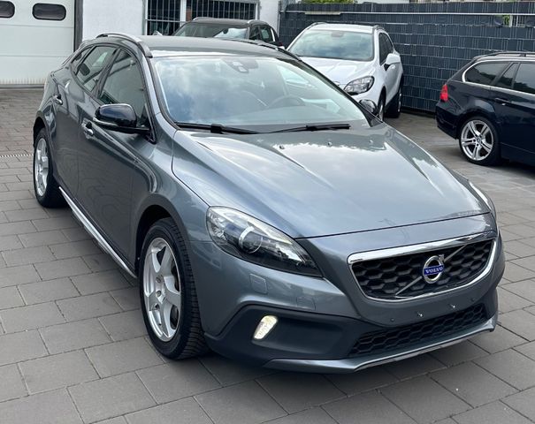 Volvo V40 2.0d Cross Country You! ZAHNRIEMEN/INSP. NEU