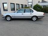 BMW 740 i - silberne BMW 740