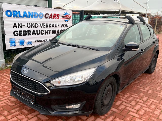 Ford Focus Lim. Trend 1.0  *1Hand