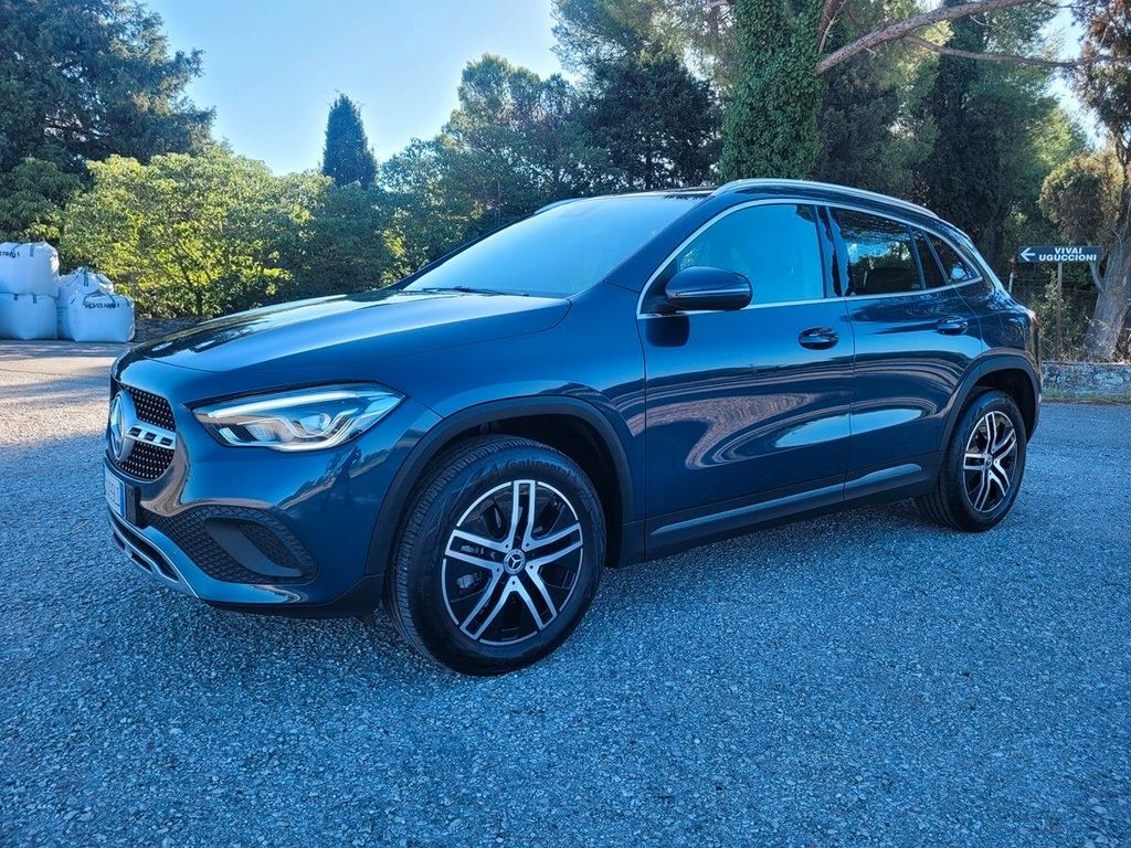 Image of Mercedes-Benz GLA 200
