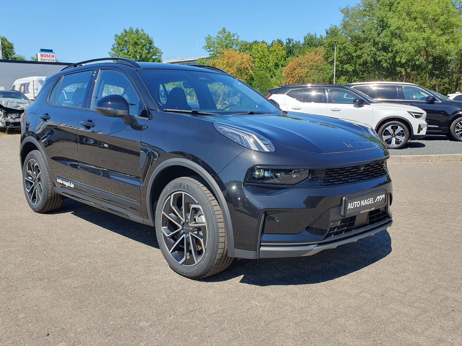 Lynk & Co 01