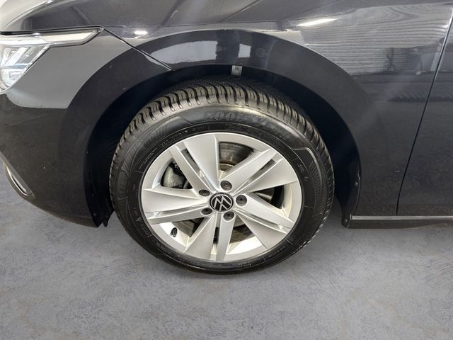 Golf VIII Variant 2.0 TDI DSG LIFE +LED+ACC+AHK+